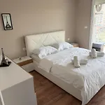Troyes 아파트 티라나